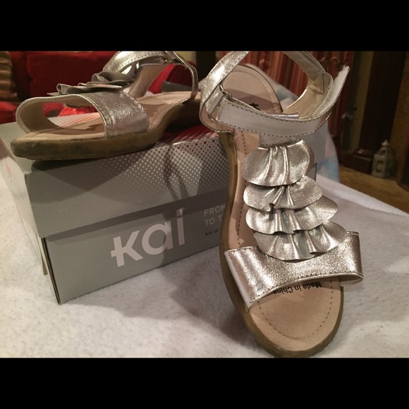 see kai run girls sandals